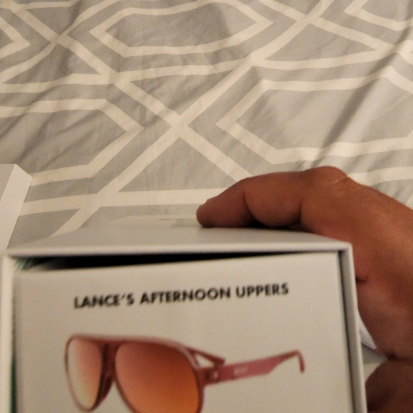 COPY - Assorted sunglasses brand new - Picture 10 of 16